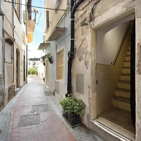 Vicolo Olivone Appartamento