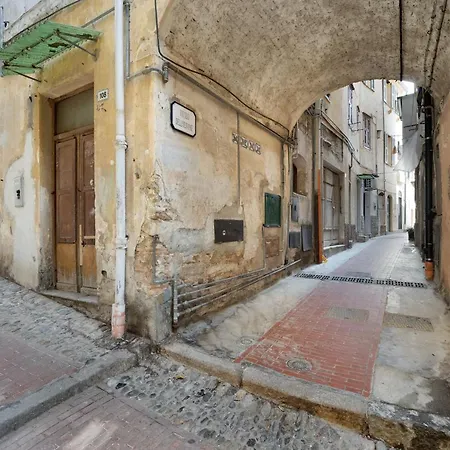 Appartamento Vicolo Olivone